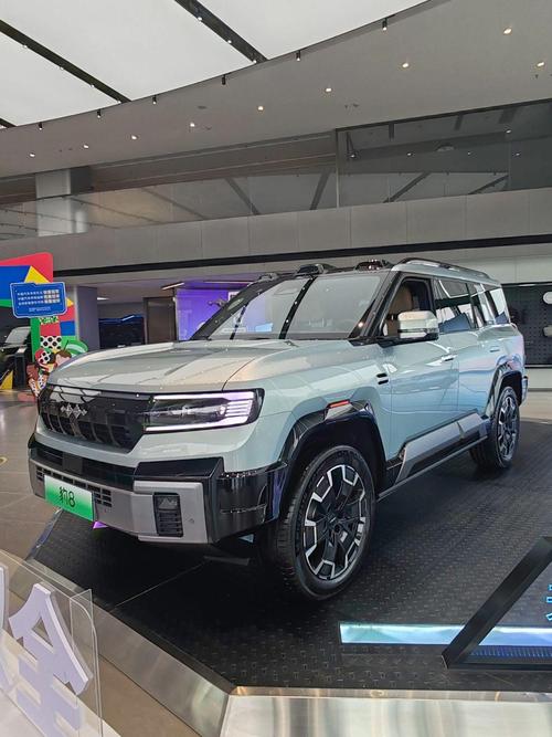 东莞53比亚迪方程豹硬派越野的爆款，英菲尼迪35周年与你共成长